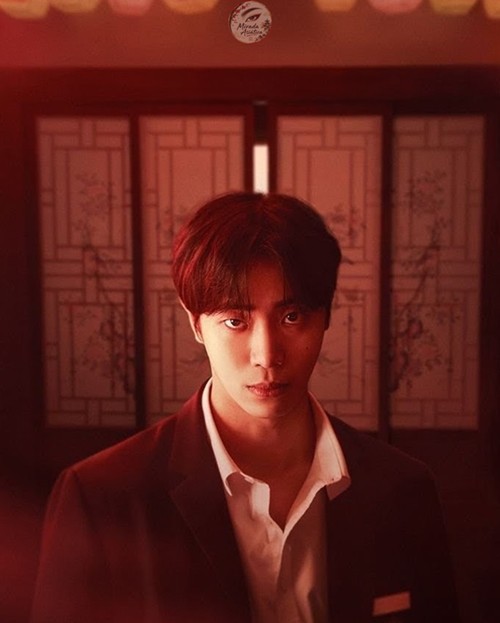 <blockquote class="tiktok-embed" cite="https://www.tiktok.com/@miradaasiatica/video/7675818219847847190" data-video-id="7675818219847847190" style="max-width: 605px;min-width: 325px;" > <section> <a target="_blank" title="@miradaasiatica" href="https://www.tiktok.com/@miradaasiatica?refer=embed">@miradaasiatica</a> El hada y el pastor (Head over heels) es un kdrama de romance y fantasía en doce capítulos basado en el webtoon «El pastor de vacas y el hada» de Ahn Soo-min. Protagonizada por Cho Yi-hyun, Choo Young-woo, Cha Kang-yoon y Choo Ja-hyun en 2025. <a title="headoverheels" target="_blank" href="https://www.tiktok.com/tag/headoverheels?refer=embed">#headoverheels</a> <a title="elhadayelpastor" target="_blank" href="https://www.tiktok.com/tag/elhadayelpastor?refer=embed">#elhadayelpastor</a> <a title="kdrama" target="_blank" href="https://www.tiktok.com/tag/kdrama?refer=embed">#kdrama</a> <a title="koreandrama" target="_blank" href="https://www.tiktok.com/tag/koreandrama?refer=embed">#koreandrama</a> <a title="asiandrama" target="_blank" href="https://www.tiktok.com/tag/asiandrama?refer=embed">#asiandrama</a> <a target="_blank" title="♬ 불길놈의 파도속 춤쓰는 소녀 - 박영준" href="https://www.tiktok.com/music/불길놈의-파도속-춤쓰는-소녀-7631422221953763374?refer=embed">♬ 불길놈의 파도속 춤쓰는 소녀 - 박영준</a> </section> </blockquote> <script async src="https://www.tiktok.com/embed.js"></script>